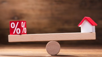 Fixed vs Variable Interest Rates — What's Best for Me?